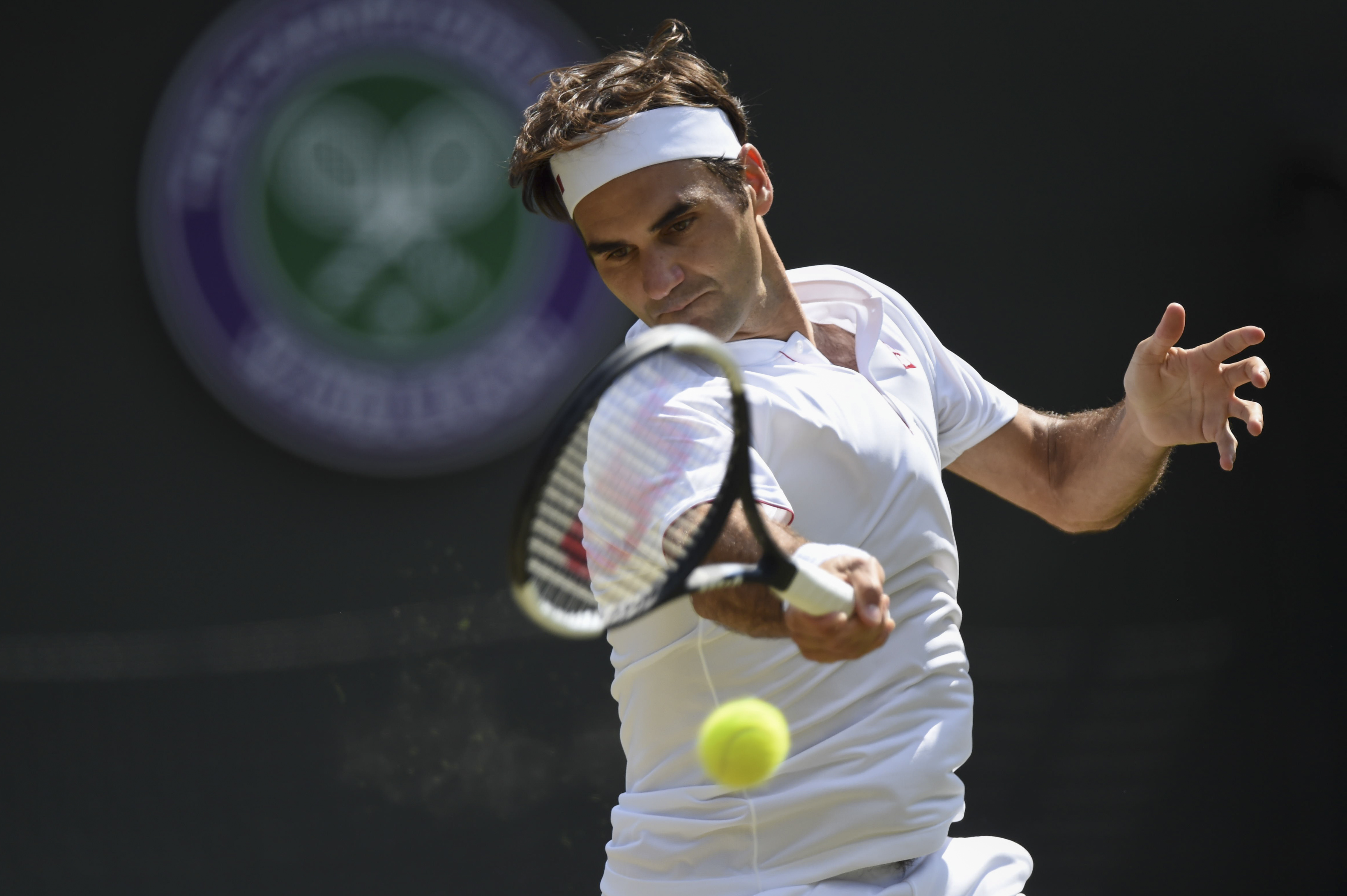 九游体育-包含费德勒在篮网比赛中回归赛场，势不可挡引发热议！的词条