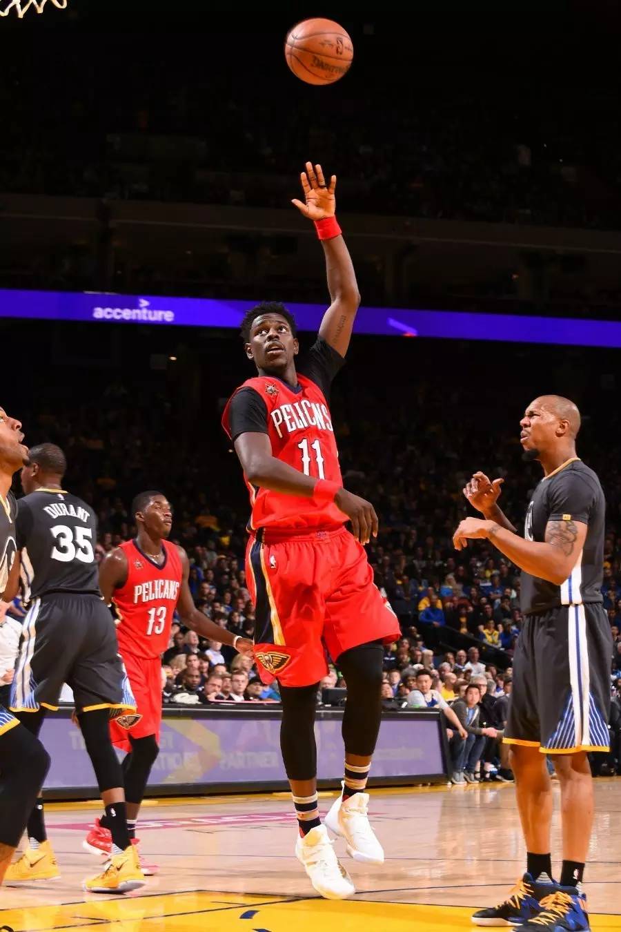 九游-包含Ning迎来十赛季高光表现,G2球迷沸腾!的词条