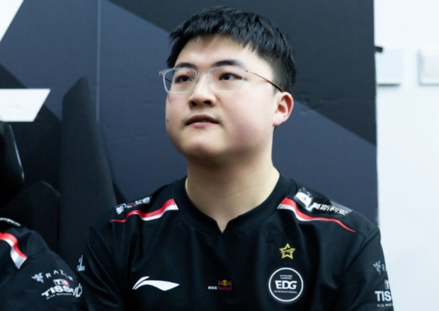 九游-包含Uzi回归赛场，败北首场状态亮眼，尤文图斯观众沸腾！的词条